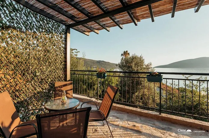 Panoramik Manzaralı Modern Butik Otel – Adriyatik'te Lüks Yatırım Fırsatı